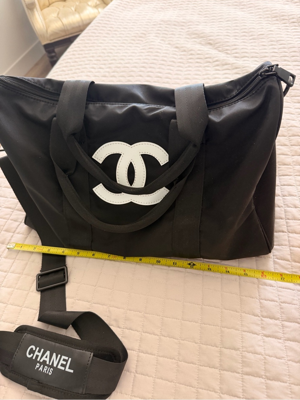 Chanel Black Canvas Shoulder Bag - Picture 3 of 10